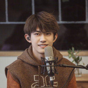 啊～嗯～㖭我下水好多水网站
